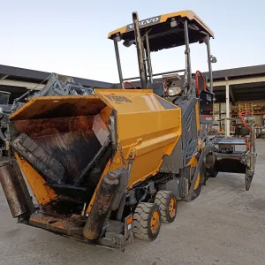 Volvo P2870D Asfaltutlegger