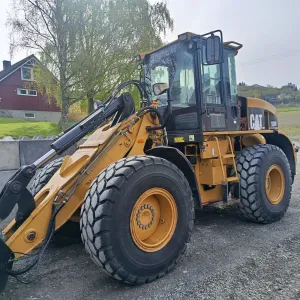 CAT 930G 