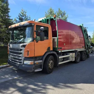 Scania P320 komprimatorbil m/ Kran - NTM