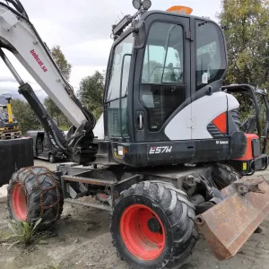 Bobcat E57w - Engcon tilt - Klype - Pusseskuffe
