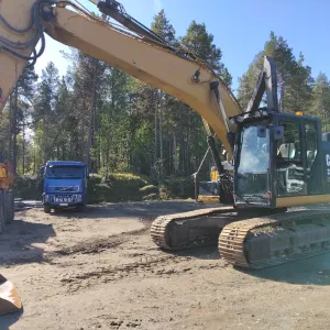 CAT 320EL 